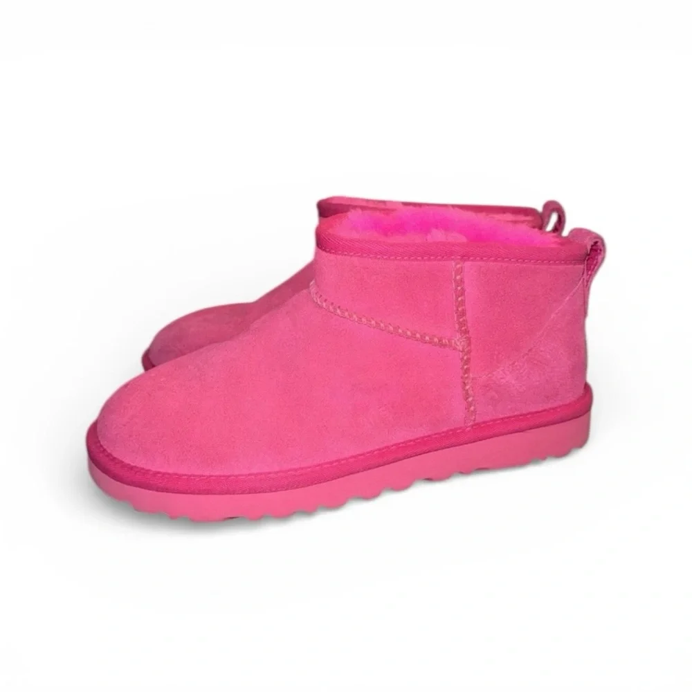 💕UGG Classic Ultra Mini Boot • 3.5" Shaft • Taffy Pink • 38 EU / 7 US • MINT! - Picture 3 of 6